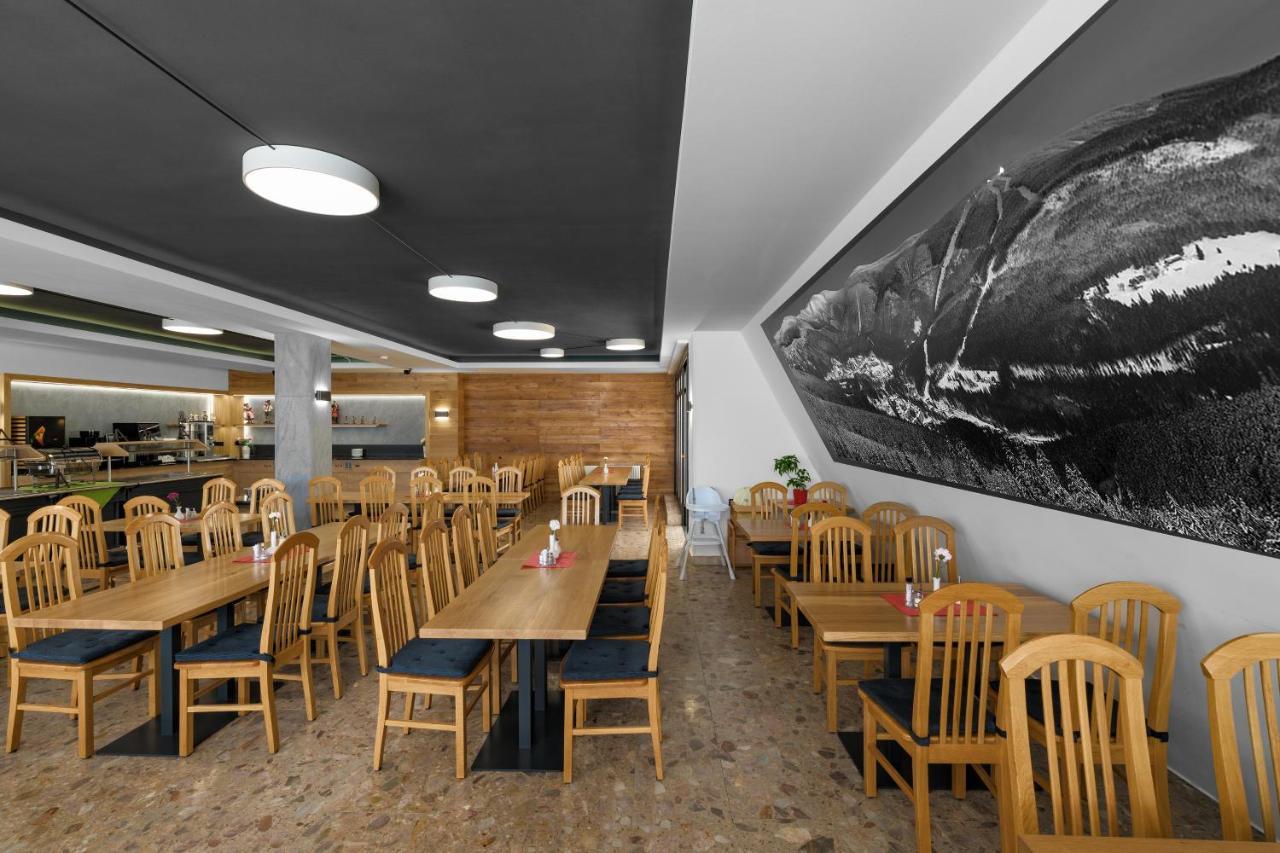 Wellness Hotel Astra Špindlerŭv Mlýn 外观 照片