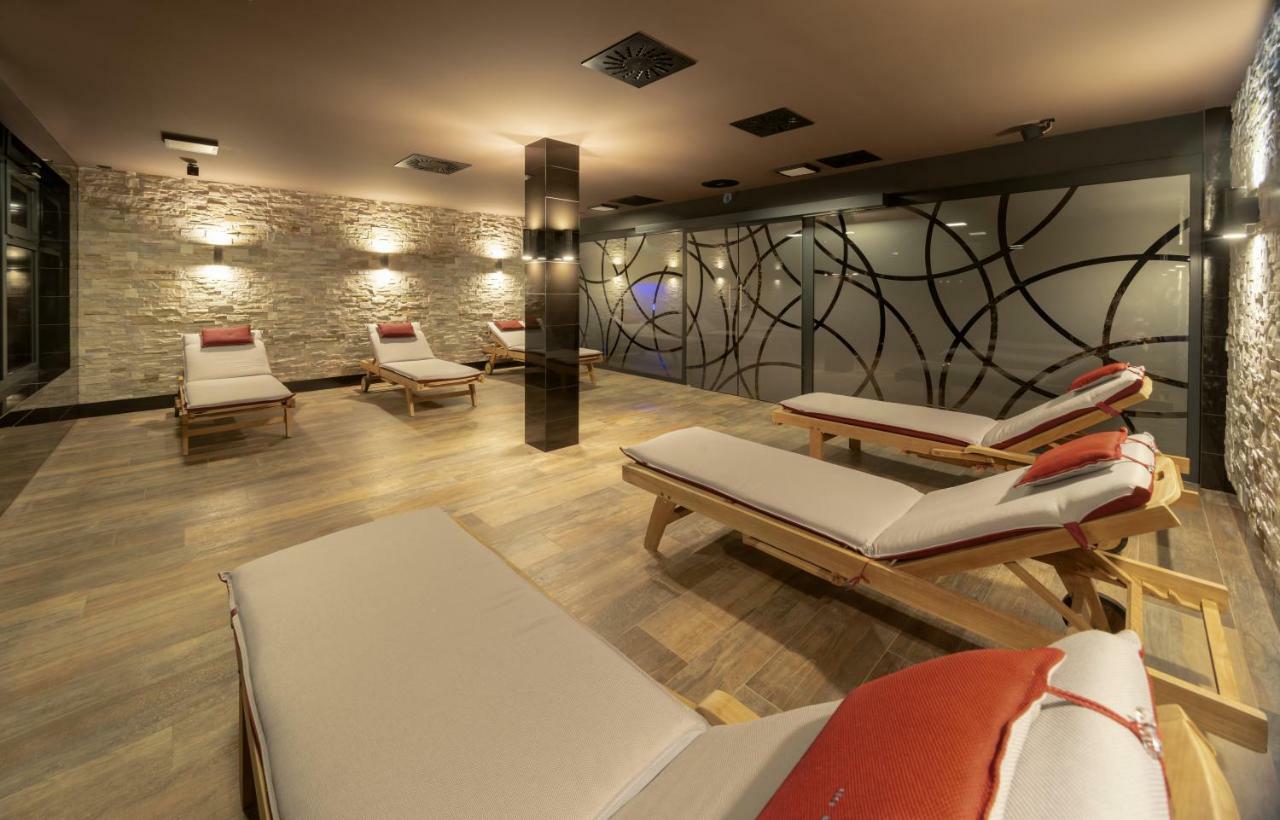 Wellness Hotel Astra Špindlerŭv Mlýn 外观 照片